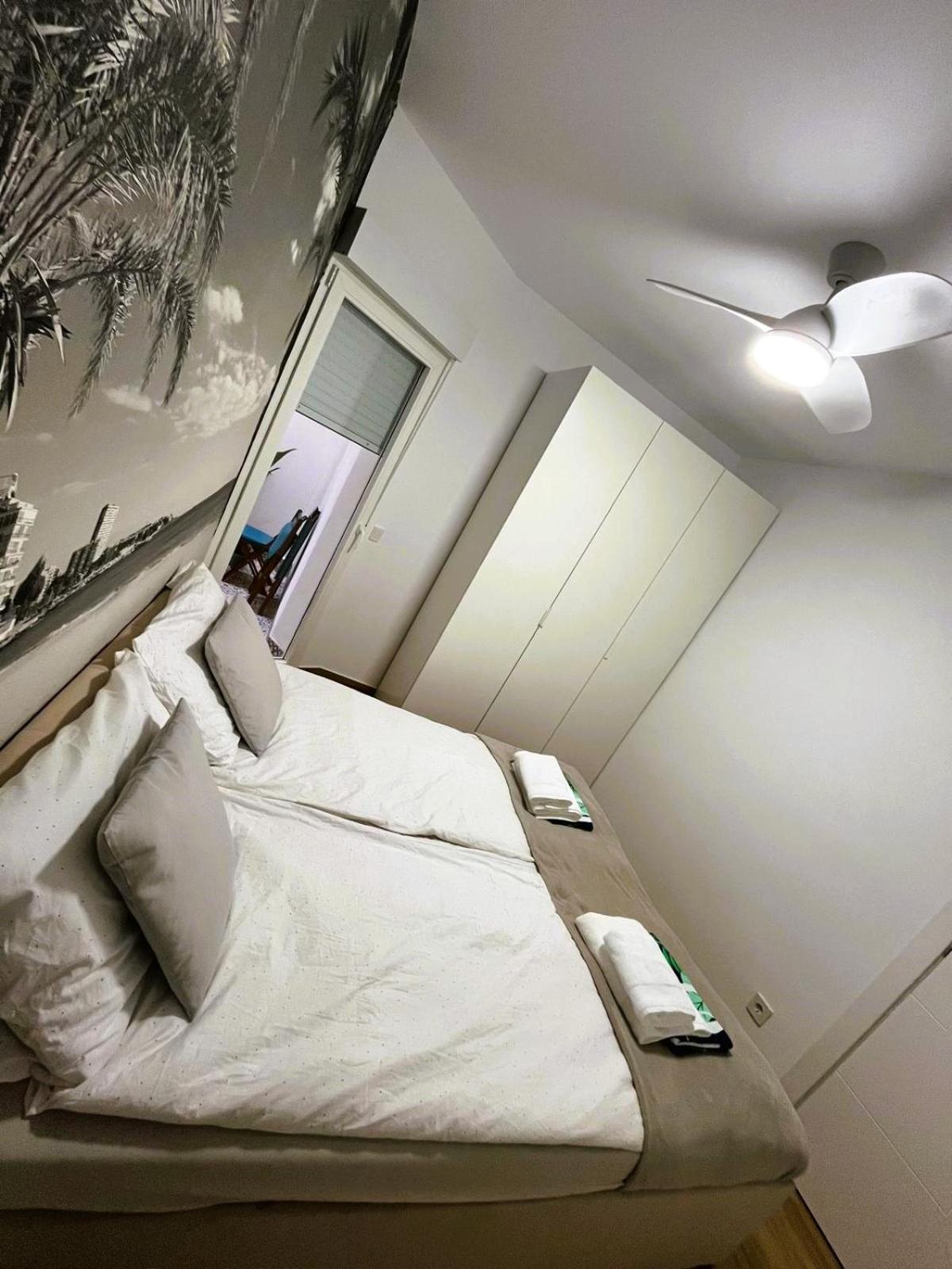 La Promenade Apartment Аликанте Екстериор снимка