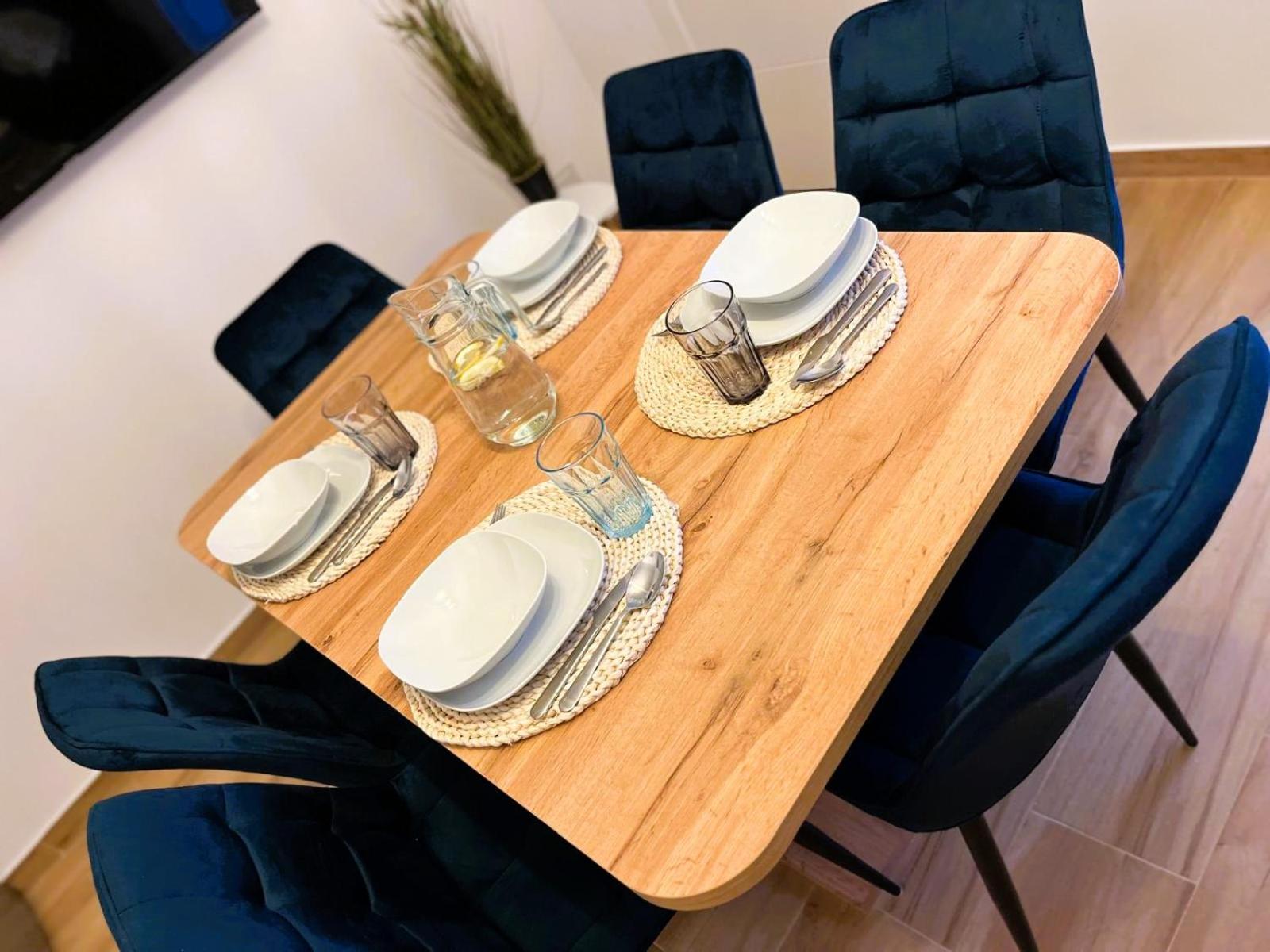 La Promenade Apartment Аликанте Екстериор снимка
