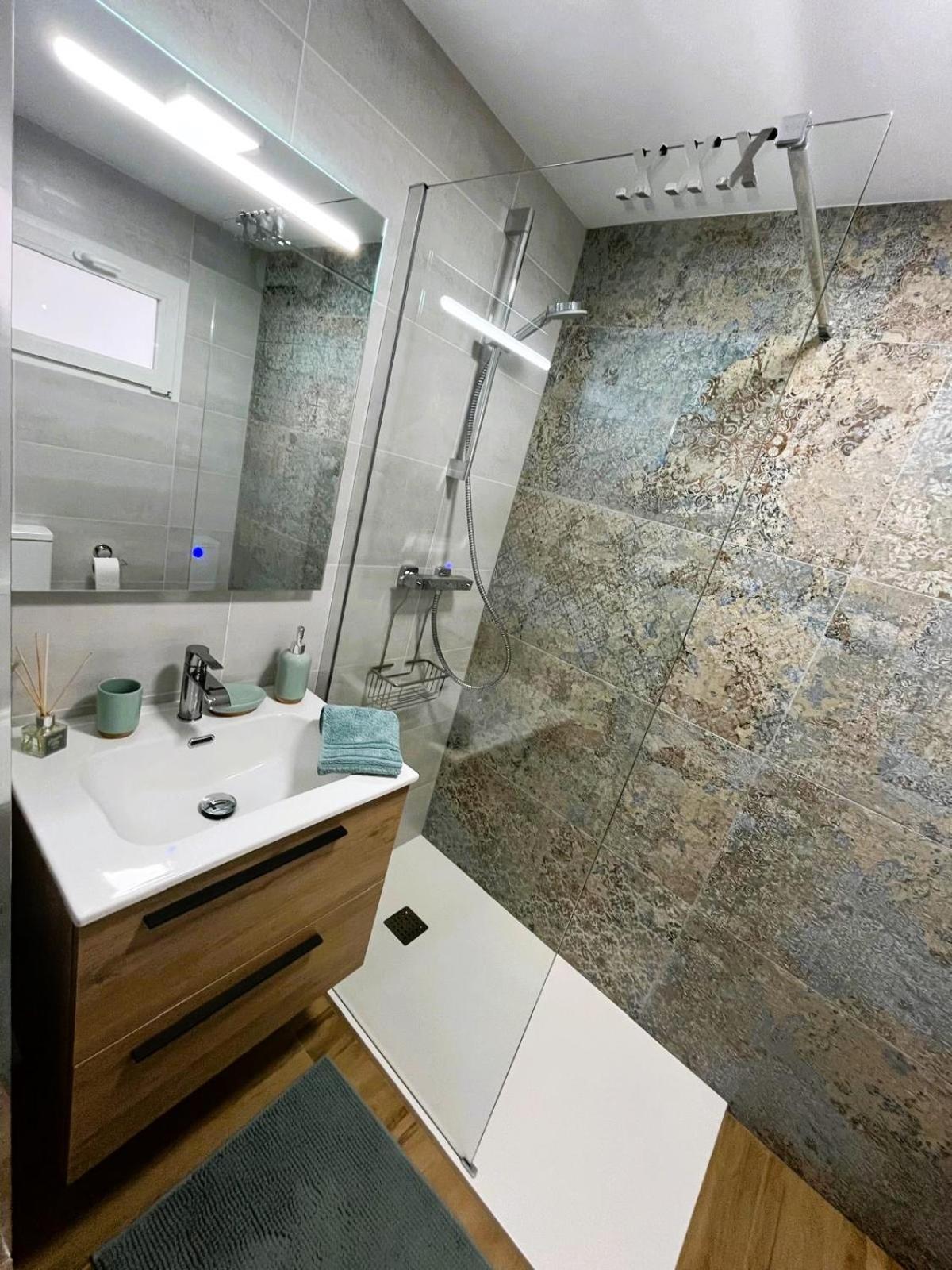La Promenade Apartment Аликанте Екстериор снимка